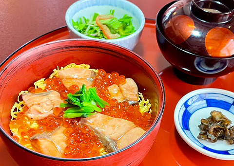 秋鮭いくら丼